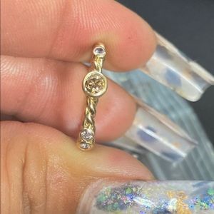 14k congac diamond with 4 pink diamonds